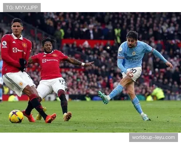 利兹联高强度逼抢战术奏效,连胜势头持续攀升 利兹联高强度逼抢战术奏效,连胜势头持续攀升