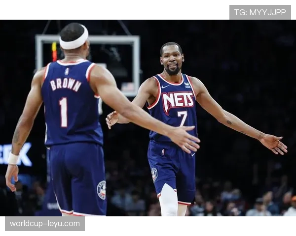 雷吉纳防守数据亮眼：渐入佳境的表现成球队稳定基石