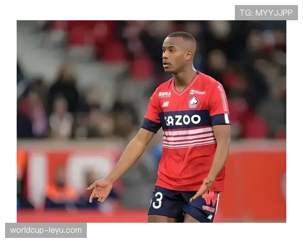 足坛新星闪耀联赛，年轻天才表现抢眼引热议