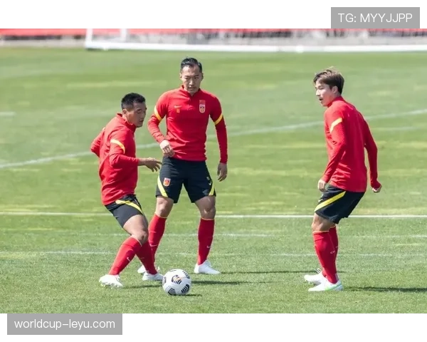 德比郡白羊军团强势延续连胜势头,近期表现彰显强大实力 德比郡白羊军团强势延续连胜势头,近期表现彰显强大实力