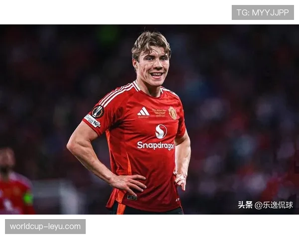 沃特金斯与霍伊伦:新生代中锋战术角色与数据效率对比 沃特金斯与霍伊伦:新生代中锋战术角色与数据效率对比